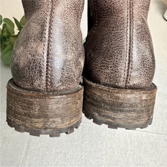 John Fluevog Chelsea Boots Brown Distressed Leather Pull On Women’s Size 8W - Picture 8 of 16